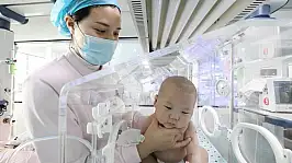 Çin, düşük doğum oranlarına karşı tedbirler alacak