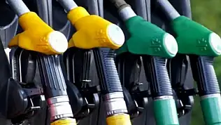 Akaryakıtta Fırtına Motorin 3 Lira 4 Kuruş Arttı Benzin  Sırada mı?