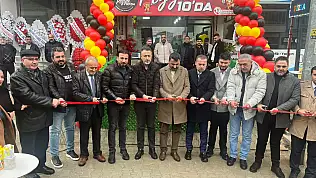 Malatya'da pizza10-Da açılışına yoğun katılım