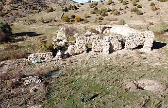 8 Asırlık Çınçınlı Sultan Han İlgi Bekliyor