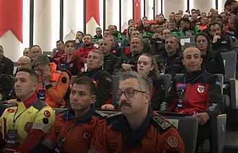 AFAD'da Gönüllülere Kimlik Kartı Dağıtıldı: 81 İl Bir Arada