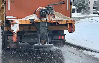 Battalgazi'de karla mücadele aralıksız sürüyor