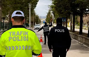 Bir Haftada 19 Bin Sorgu! 52 Aranan Şahıs Yakalandı