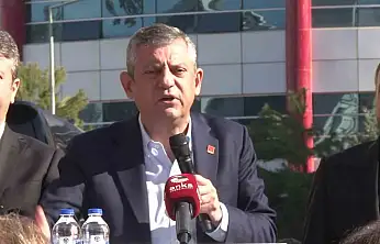 CHP Genel Başkanı Özgür Özel vatandaşlarla bir araya geldi