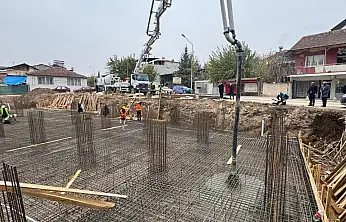 Dilek Merkez Camii'nin temeli dualarla atıldı