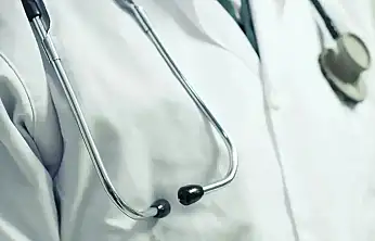 Doktorlara Reklam Yasağı Geldi