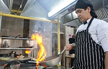 Fabrika gibi lise: Bir yılda 19 milyon ciro