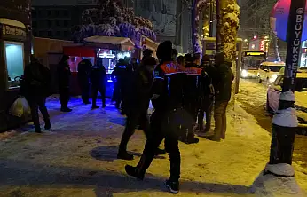 Kadınların bıçaklı kavgası kanlı bitti: 1 ölü, 1 yaralı