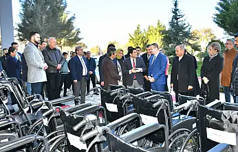 MAGİNDER'den Alkışlanan Sosyal Sorumluluk 50 Tekerlekli Sandalye Bağışı