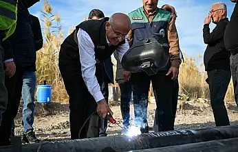 Malatya Büyükşehir Belediyesi'nden üreticilere sulama borusu desteği