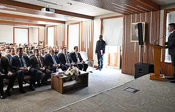 Malatya'da 'Yönetimde Beden Dili ve Etkili İletişim' semineri düzenlendi