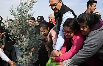 Malatya'da 733 bin fidan toprakla buluştu