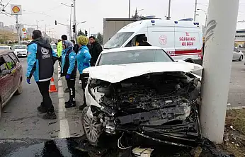 Malatya'da araçlar çarpıştı: 2 yaralı