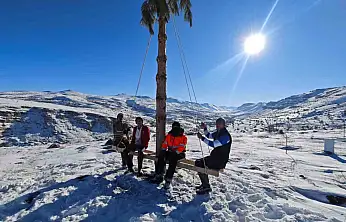 Malatya'da bin 600 rakımda dondurucu soğuklara aldırış etmediler