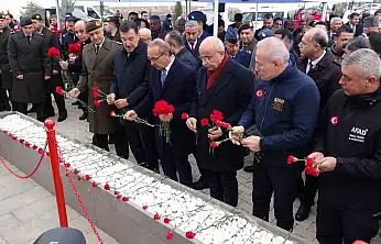 Malatya'da depremde hayatını kaybedenler anıldı