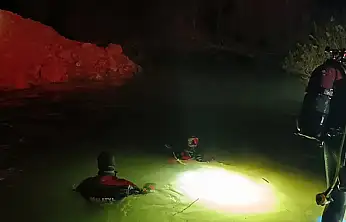 Malatya'da gölete giren genç hayatını kaybetti