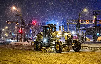 Malatya'da kardan kapanan yollar açılıyor