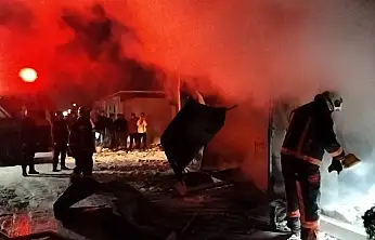 Malatya'da konteyner kentte yangın
