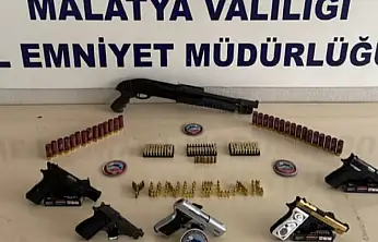 Malatya'da ruhsatsız silah operasyonu: 2 gözaltı