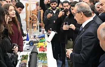 Malatya'da Teknoloji Etkinliğine Vali Yavuz Liderlik Etti