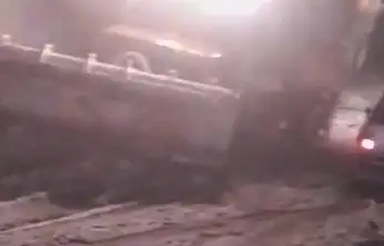 Malatya'da yoğun kar yağışı etkili oldu, çok sayıda araç yolda kaldı