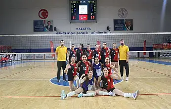Malatya Derbisinde Son Sözü Malatya Voleybol Söyledi: 3-2