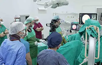 Malatya Eğitim ve Araştırma Hastanesi'nde 320 kişinin katıldığı canlı cerrahi kursu