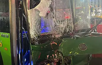 Mekke'de Türkiye kafilesine otobüs çarptı: 1 ölü, 2 yaralı