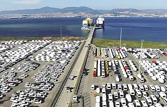 Otomotiv Kasım Ayının İhracat Şampiyonu Oldu! İşte Rekor Rakamlar