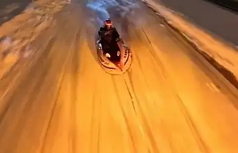 Şişme botu kızak yapıp ATV araçla çektiler