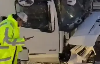 Sivas-Malatya yolunda kanlı kaza 1 Ölü 5 Yaralı