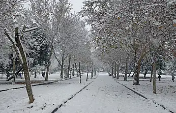 Ülke genelinde yağış, buzlanma ve fırtına uyarısı