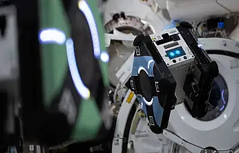 Uzay Otonomisine Büyük Adım: Yapay Zekâ Kontrol Gösterisi