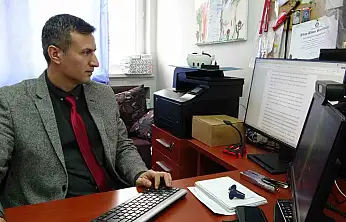 Uzmanından yapay zeka uyarısı: 'Evcilleştirmezsek aileyi yıkar'