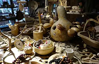 Yarım asırdır ağaçlara şekil veriyor