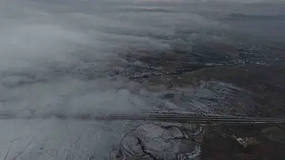 Aynı rakımda kar ve sis