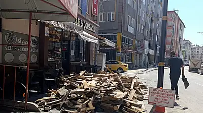 Kaldırıma Ceza Geldi... Yürürken Dikkat?