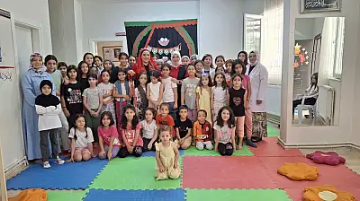 Malatya'da Gençler Meddah Anlatımıyla Manevi Yolculuğa Çıktı