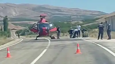 Uygun İniş Alanı Bulunamayınca Helikopter Kara Yoluna İndi