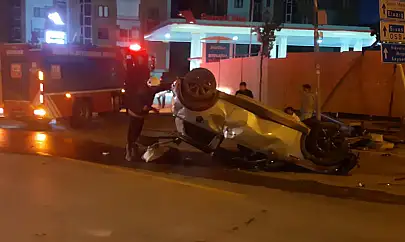 Otomobil takla atarak ters döndü 1 yaralı