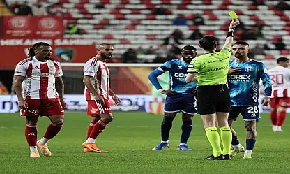 Antalyaspor Evinde Affetmedi! Samsunspor'a 3 Gollü Tarife