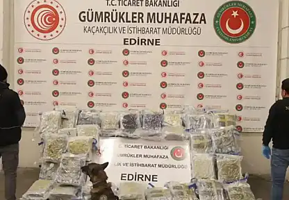 886 Kilo Esrar, 200 Kilo Metamfetamin Ele Geçirildi
