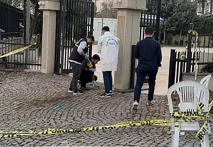 Anne Cenazesi Kana Bulandı: Kardeşini Başından Vurarak Öldürdü