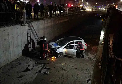 Kontrolden çıkan otomobil sulama kanalına düştü: 1 yaralı