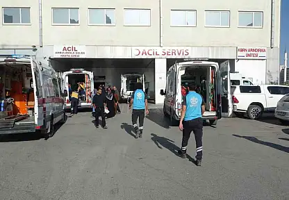 Malatya'da otomobil ile kamyonet çarpıştı: 6 yaralı