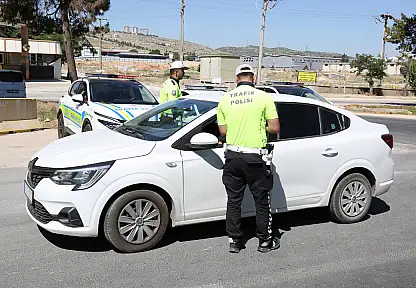 Trafikte Kuralları Çiğneyen 66 Bin Sürücüye Ceza Kesildi