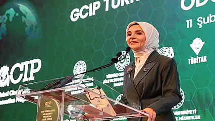 Bakan Göktaş: 15 yaş altına sosyal medya düzenlemesi elzem