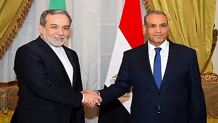 Mısır ve İran Dışişleri Bakanları, nükleer görüşmeleri ele aldı