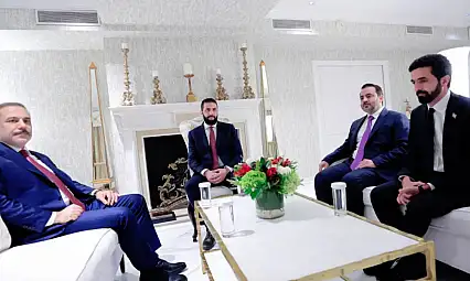 Bakan Fidan, Suriye Cumhurbaşkanı Şara ile bir araya geldi