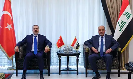 Dışişleri Bakanı Fidan, Irak Savunma Bakanı Abbasi ile görüştü